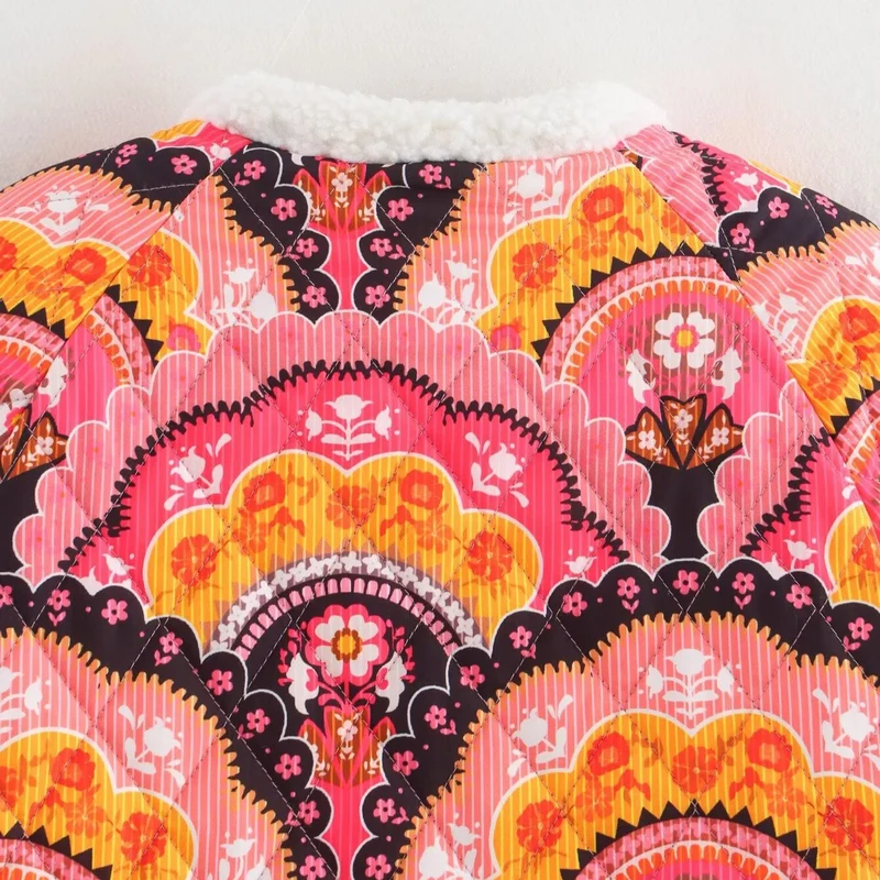 Damen gesteppte Jacke mit Teddyfutter und retro-inspiriertem Allover-Print Nord Taschen