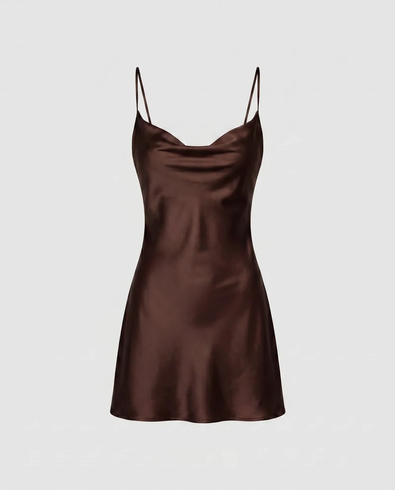 Damen Satin Minikleid mit verführerischem Ausschnitt und schwingendem Rock Nord Taschen