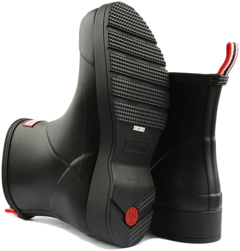 Hunter Play Boot Short In Black For Men