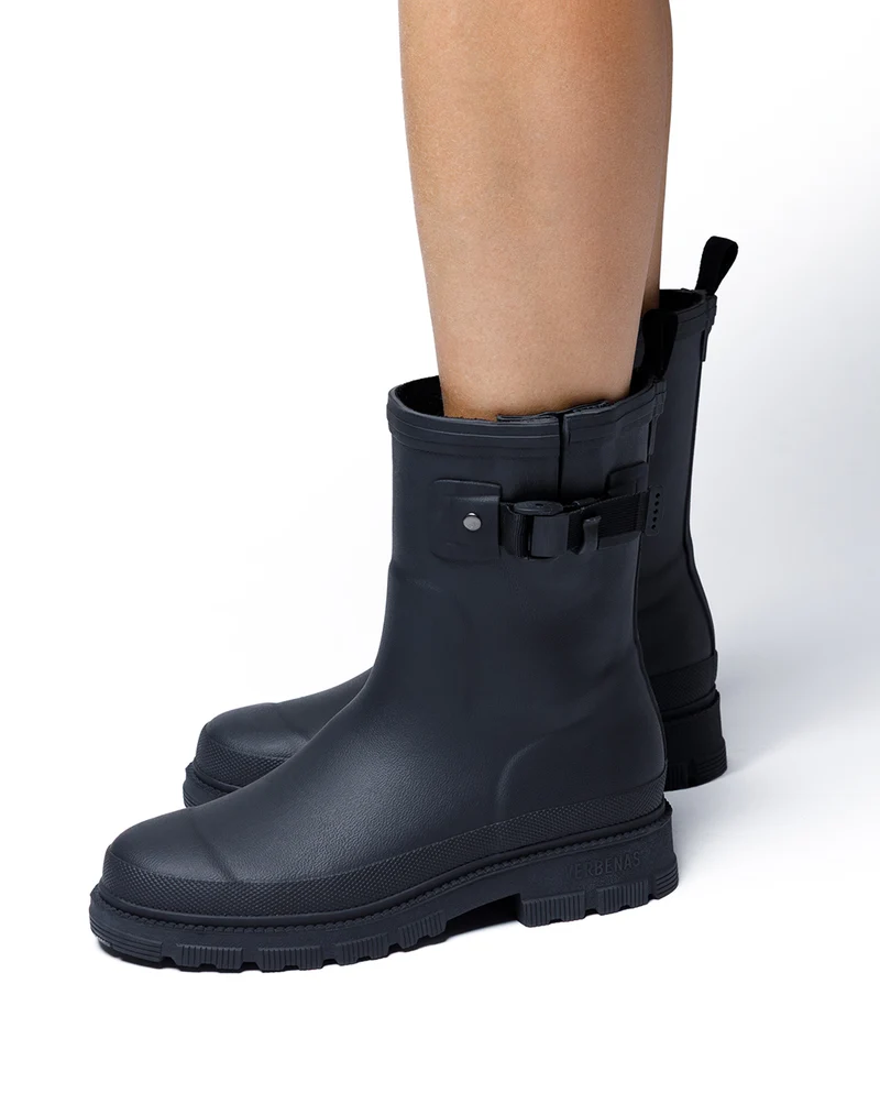 Bota de Agua Lina Smooth Black/Black
