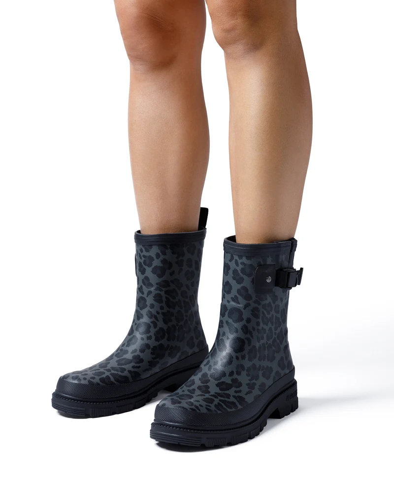 Bota de Agua Lina Fur Smooth Animal Black Leo/Black