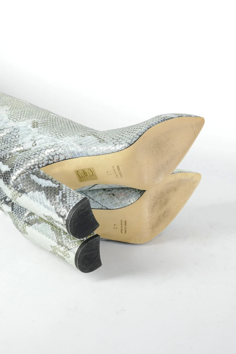 Stiefel Leder silber