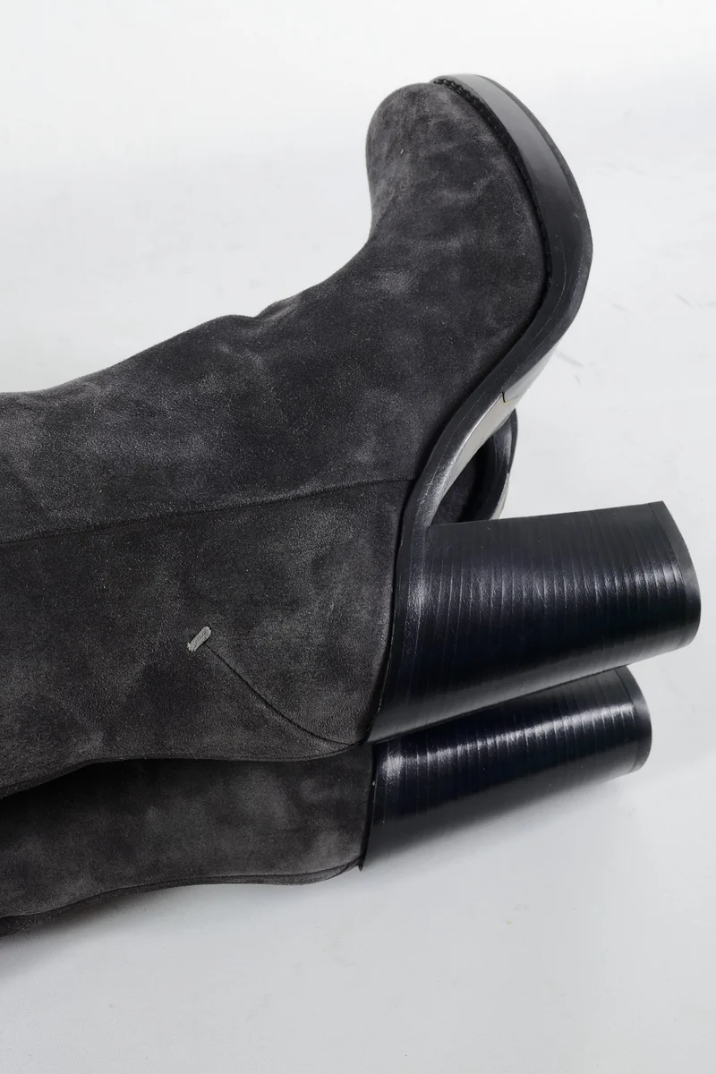 Hohe Stiefel Wildleder anthrazit