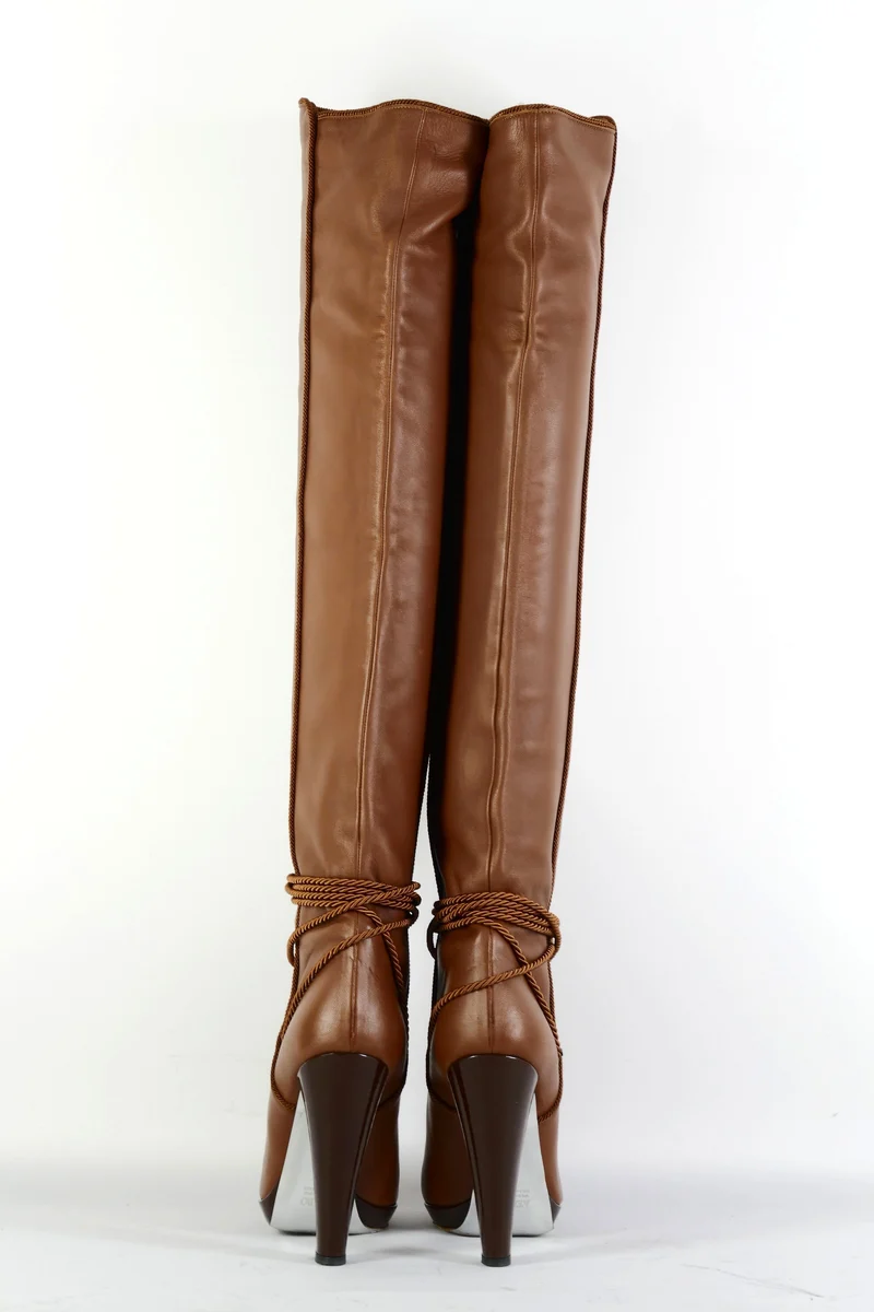 Hohe Stiefel Leder cognac