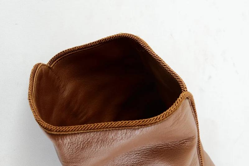 Hohe Stiefel Leder cognac