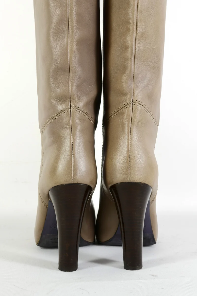 Hohe Stiefel Leder grau