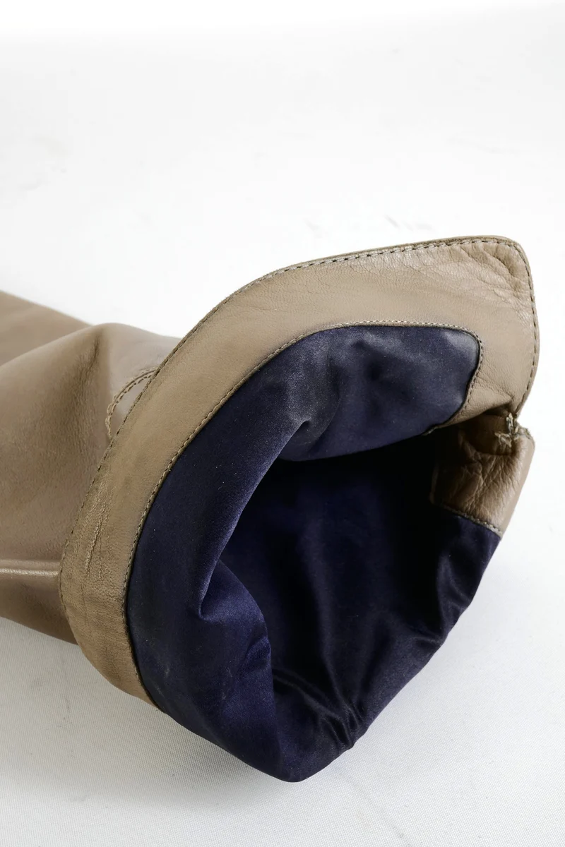Hohe Stiefel Leder grau