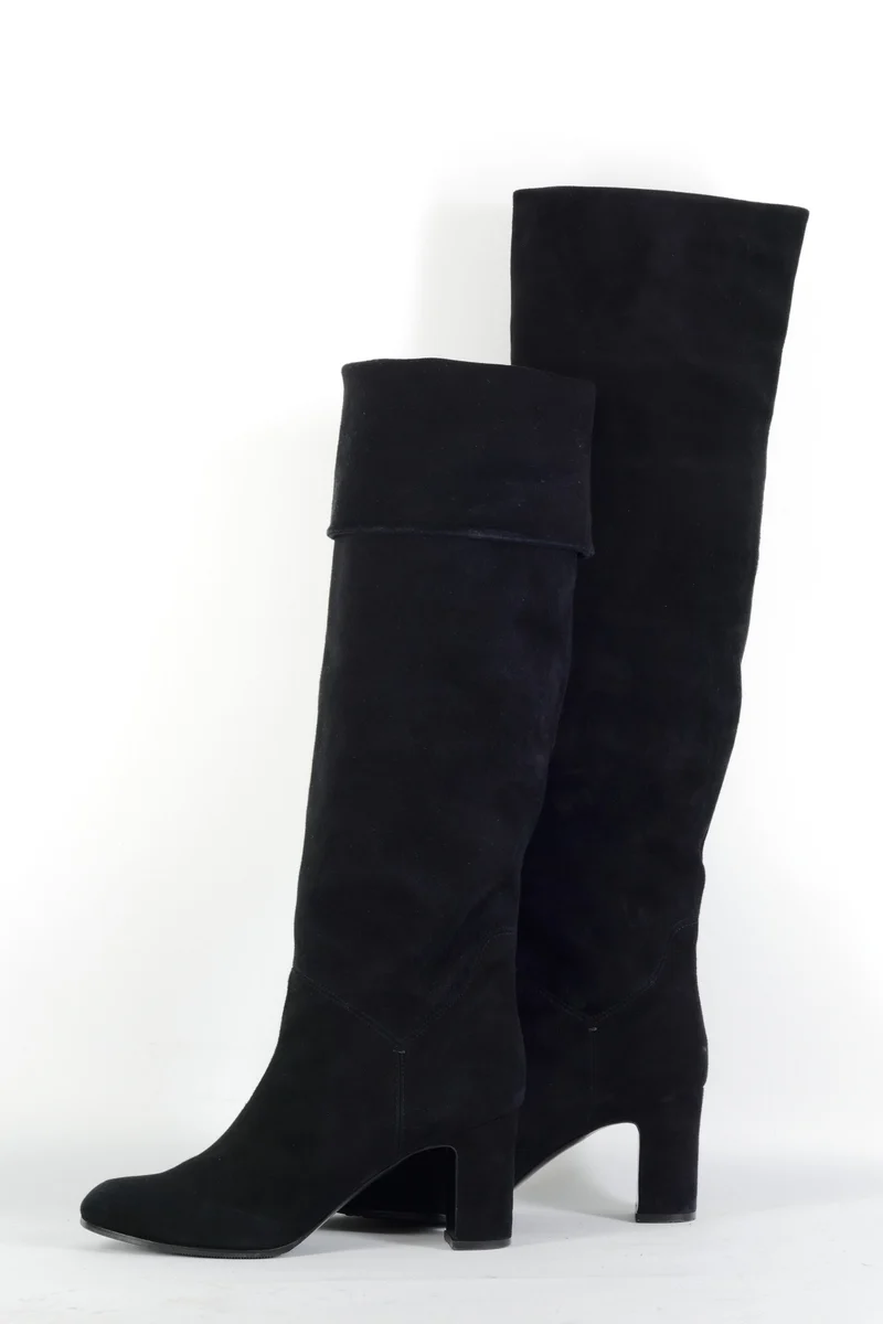 Hohe Stiefel Wildleder schwarz