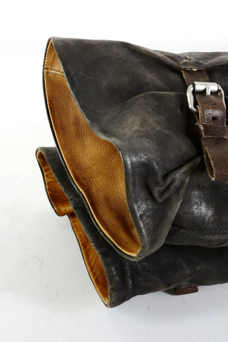 Hohe Stiefel Wildleder schlamm