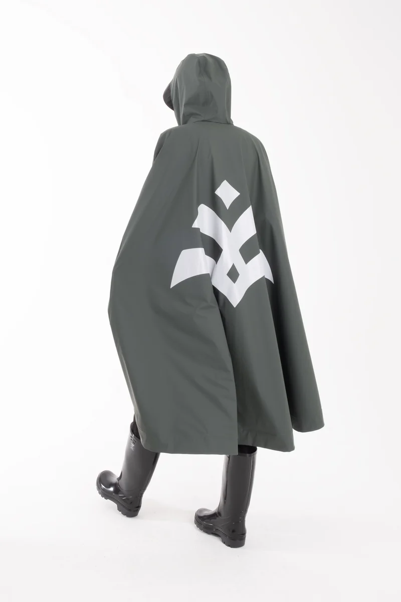 One Node X Sagastad Poncho Reflex Olivengrønn Dame