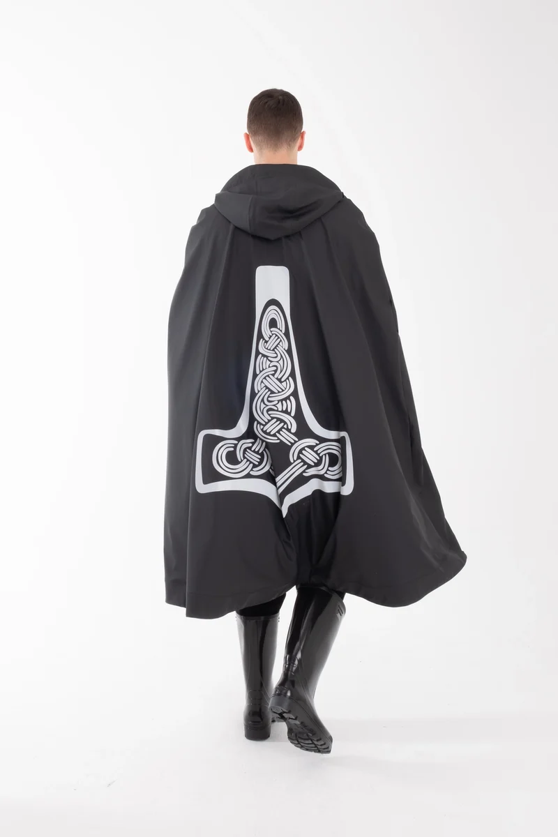 One Node X Sagastad Poncho Reflex Sort Herre