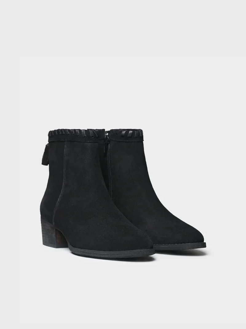 Botín en serraje con trenzado y borlas para mujer | PATERNA-SY