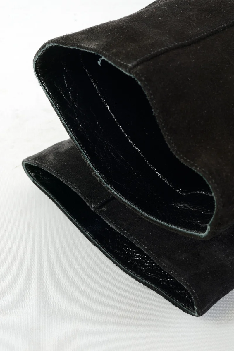 Hohe Stiefel Wildleder schwarz