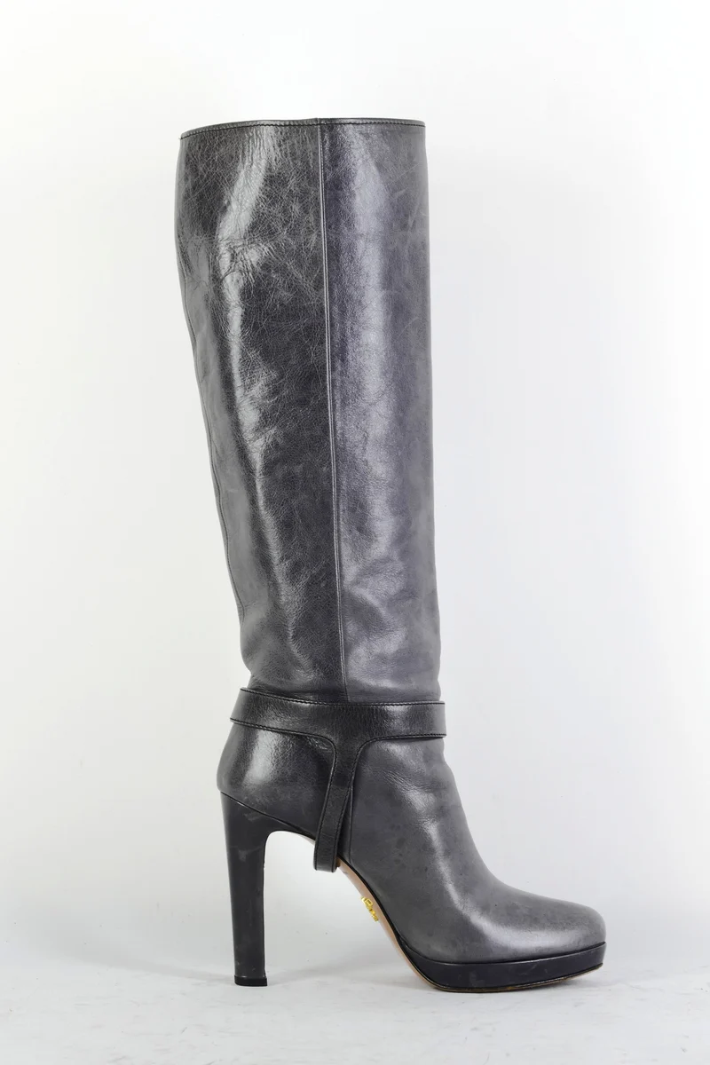 Stiefel Leder grau