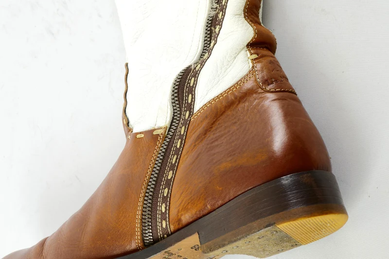 Stiefel Leder weiß