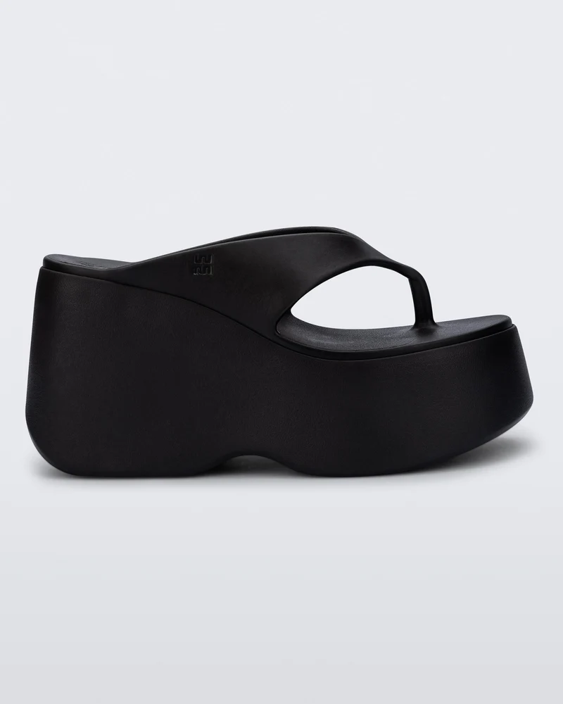 Free Thong Wedge