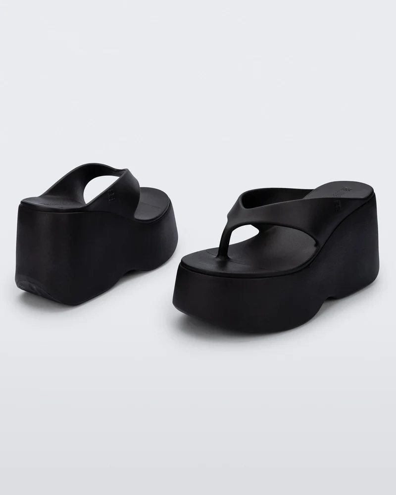 Free Thong Wedge