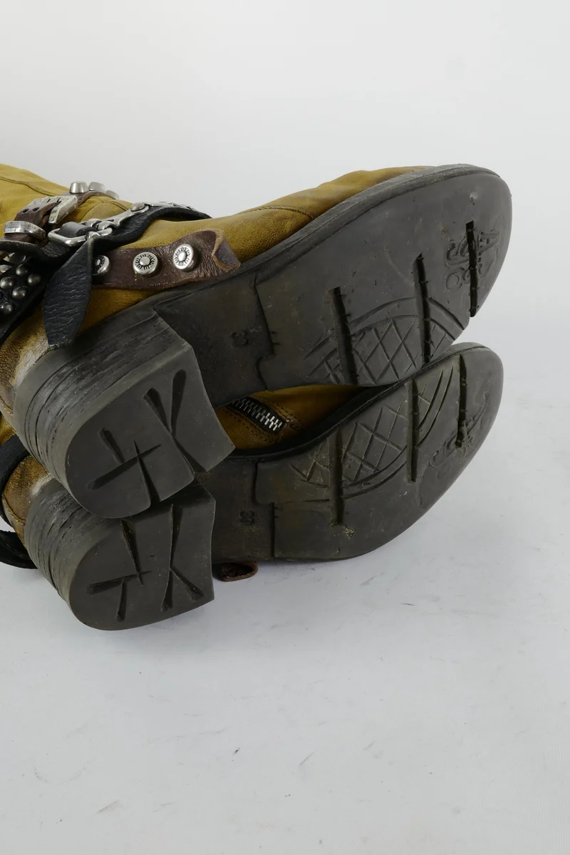 Hohe Stiefel Leder senffarben