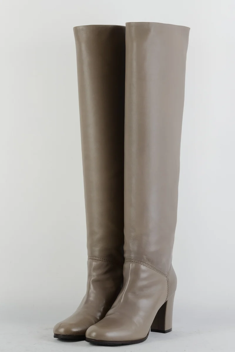 Hohe Stiefel Leder schlamm