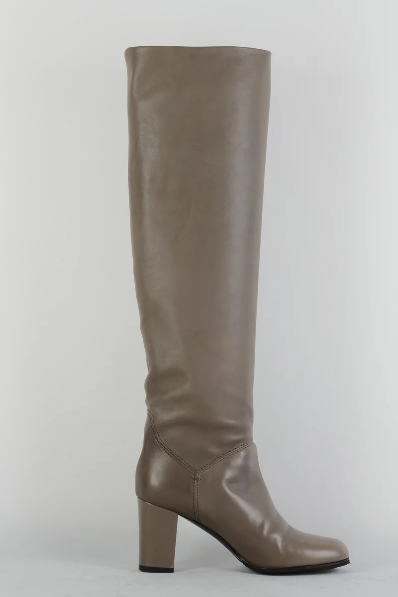 Hohe Stiefel Leder schlamm
