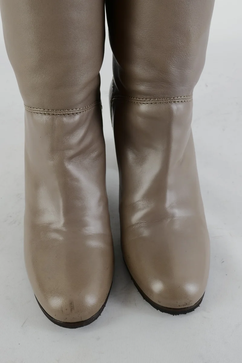 Hohe Stiefel Leder schlamm