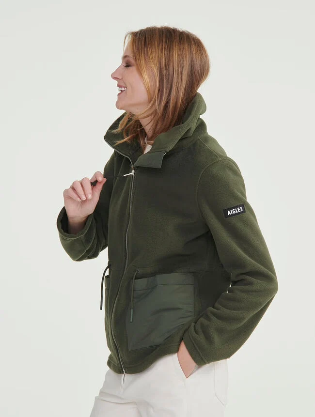 Fleecejacke mit taillierter Passform aus zwei Materialien