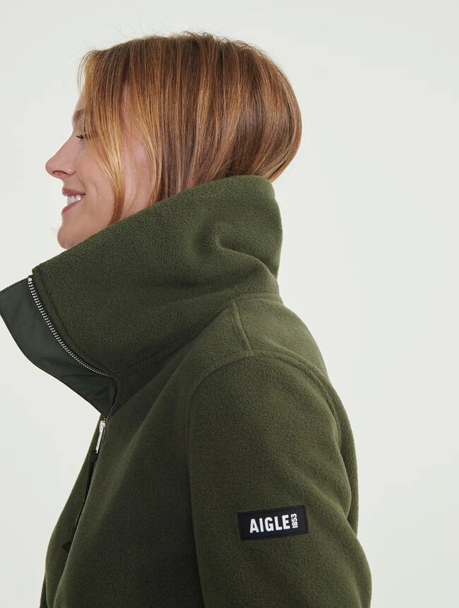 Fleecejacke mit taillierter Passform aus zwei Materialien