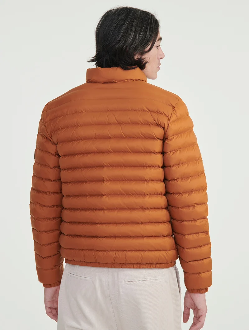 Kurze wasserabweisende Daunenjacke