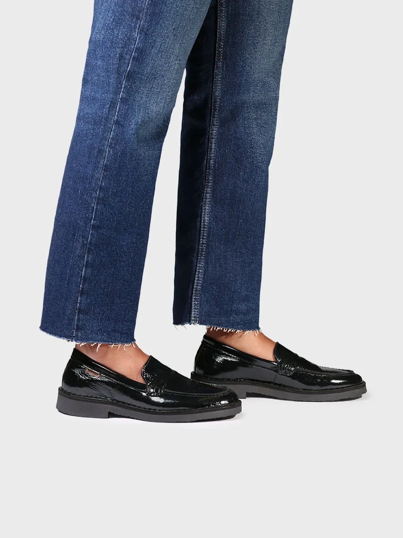 Mocasín en piel con acabado de charol para mujer | IVARS-CA