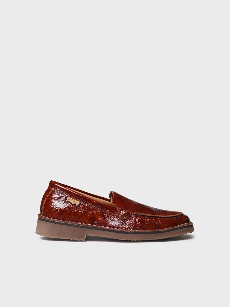 Mocasín en piel con acabado de charol para mujer | IVARS-CA