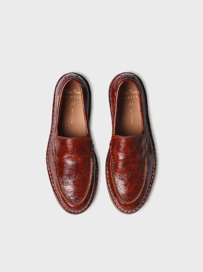 Mocasín en piel con acabado de charol para mujer | IVARS-CA