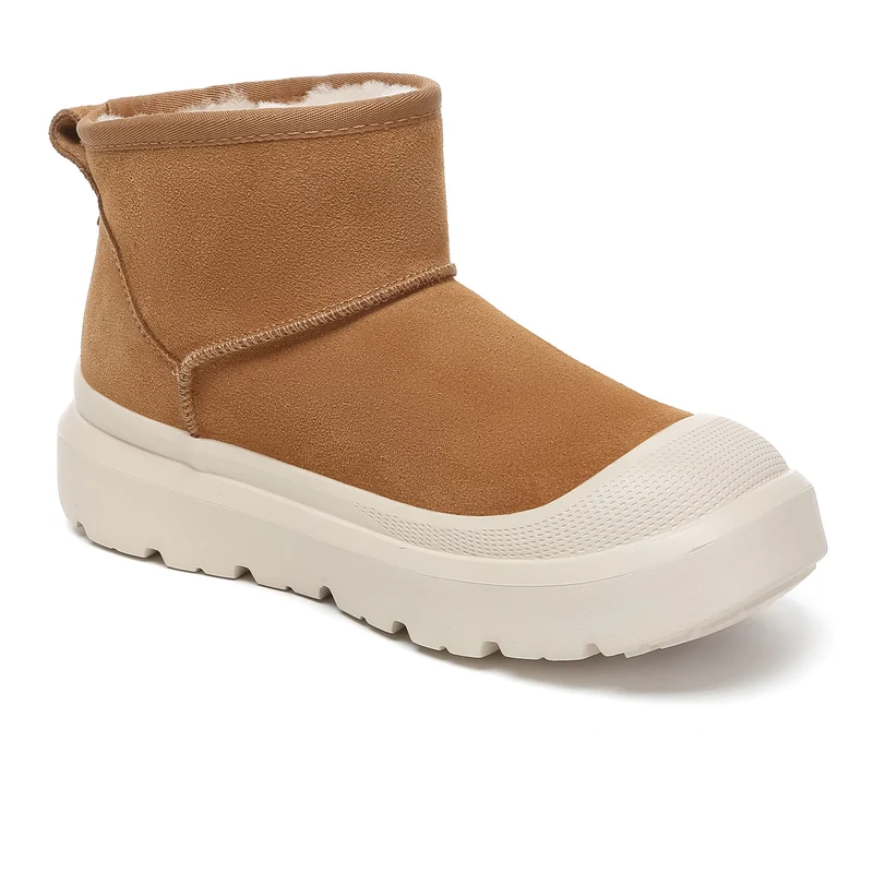 UGG Outdoor Mini Classic Platform Boots