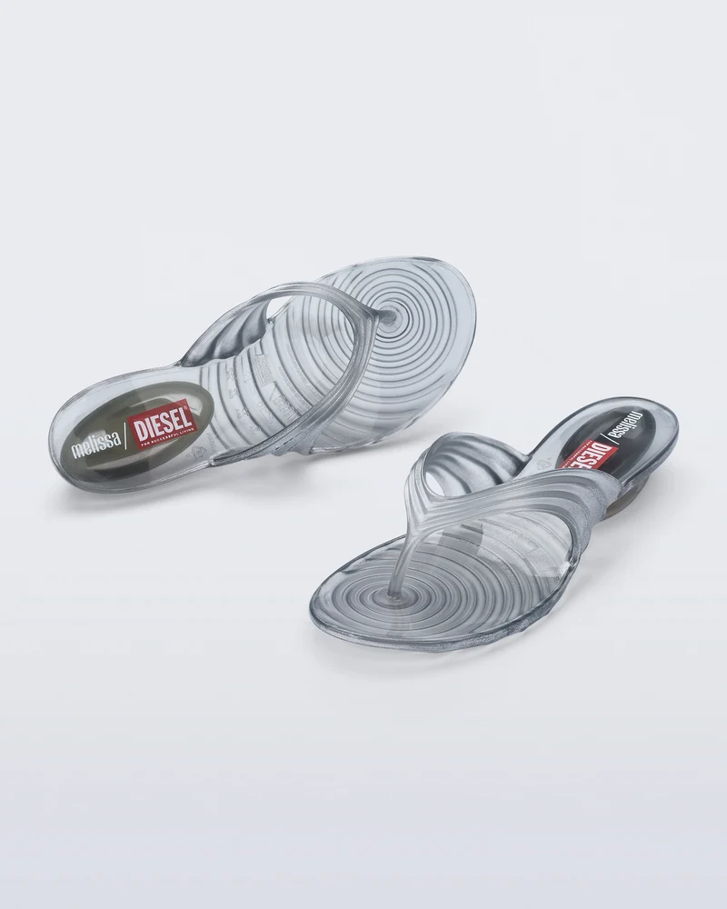 Quantum Flip Flop