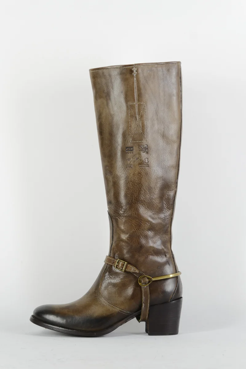 Stiefel Leder braun