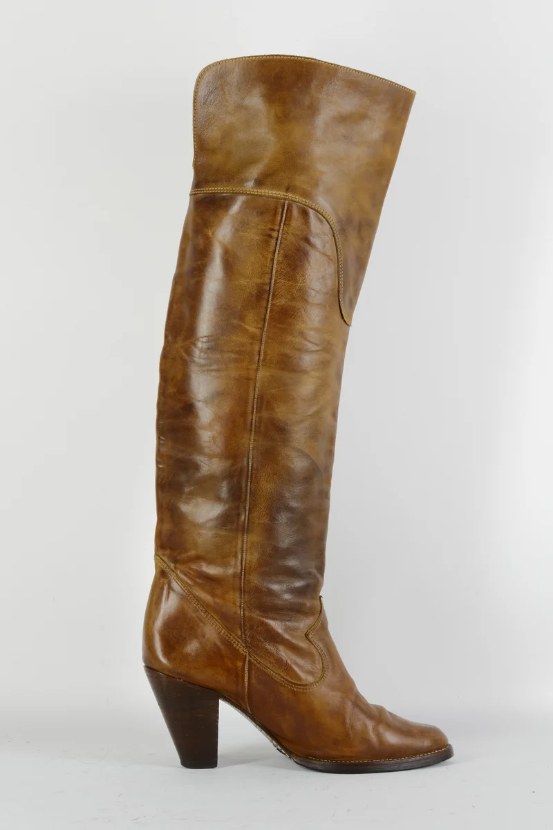 Hohe Stiefel Leder cognac