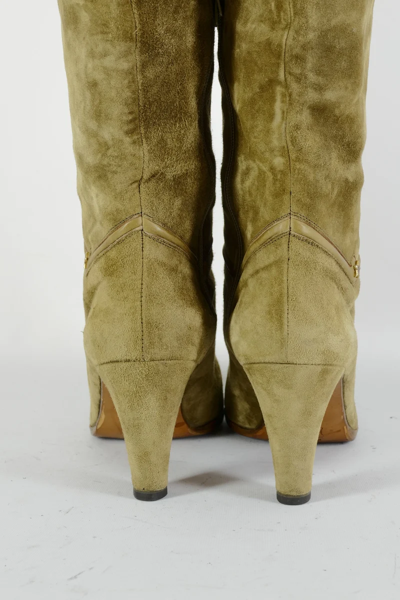 Vintage-Stiefel Wildleder schlamm