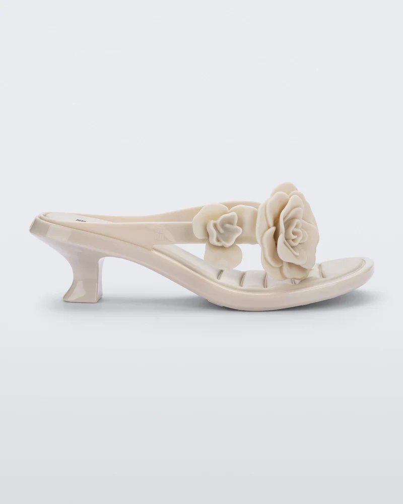 Kitten Heel Petals