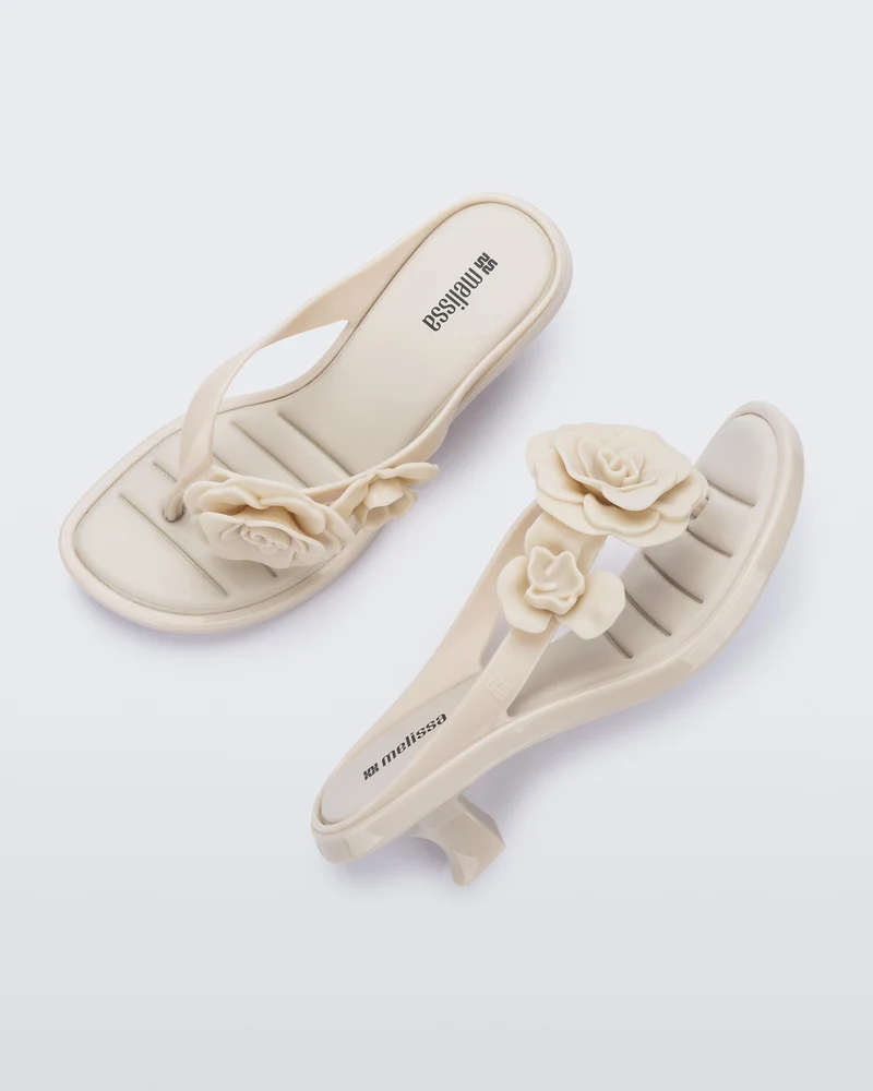 Kitten Heel Petals