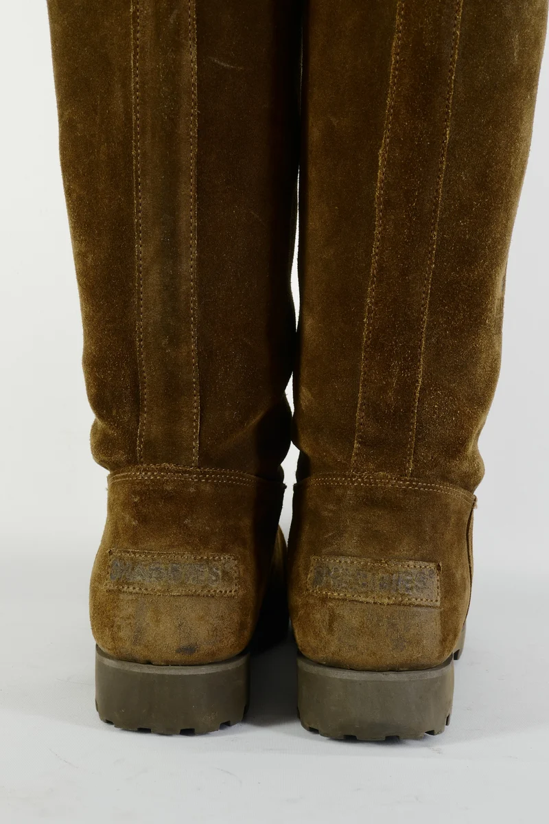 Hohe Stiefel Wildleder braun