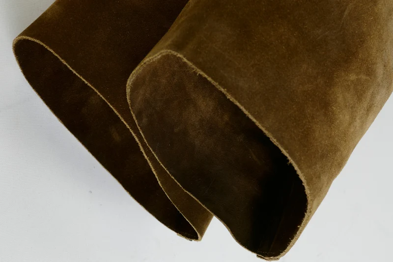 Hohe Stiefel Wildleder braun