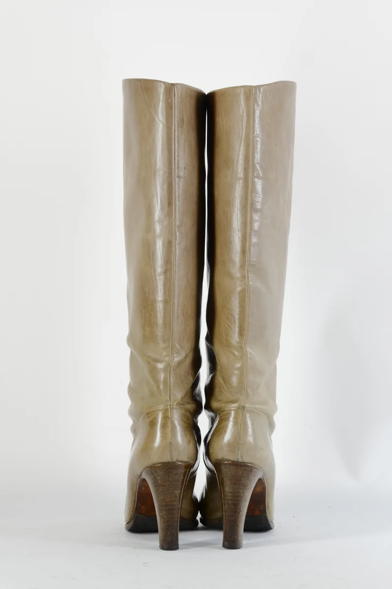 Vintage-Stiefel Leder schlamm