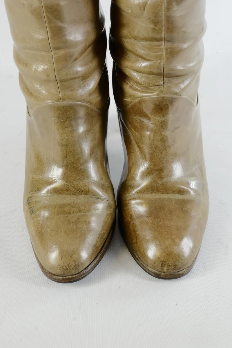 Vintage-Stiefel Leder schlamm