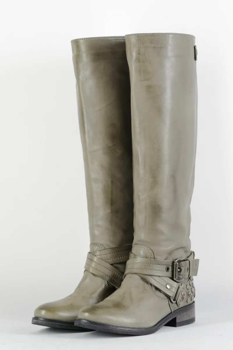 Stiefel Leder schlamm