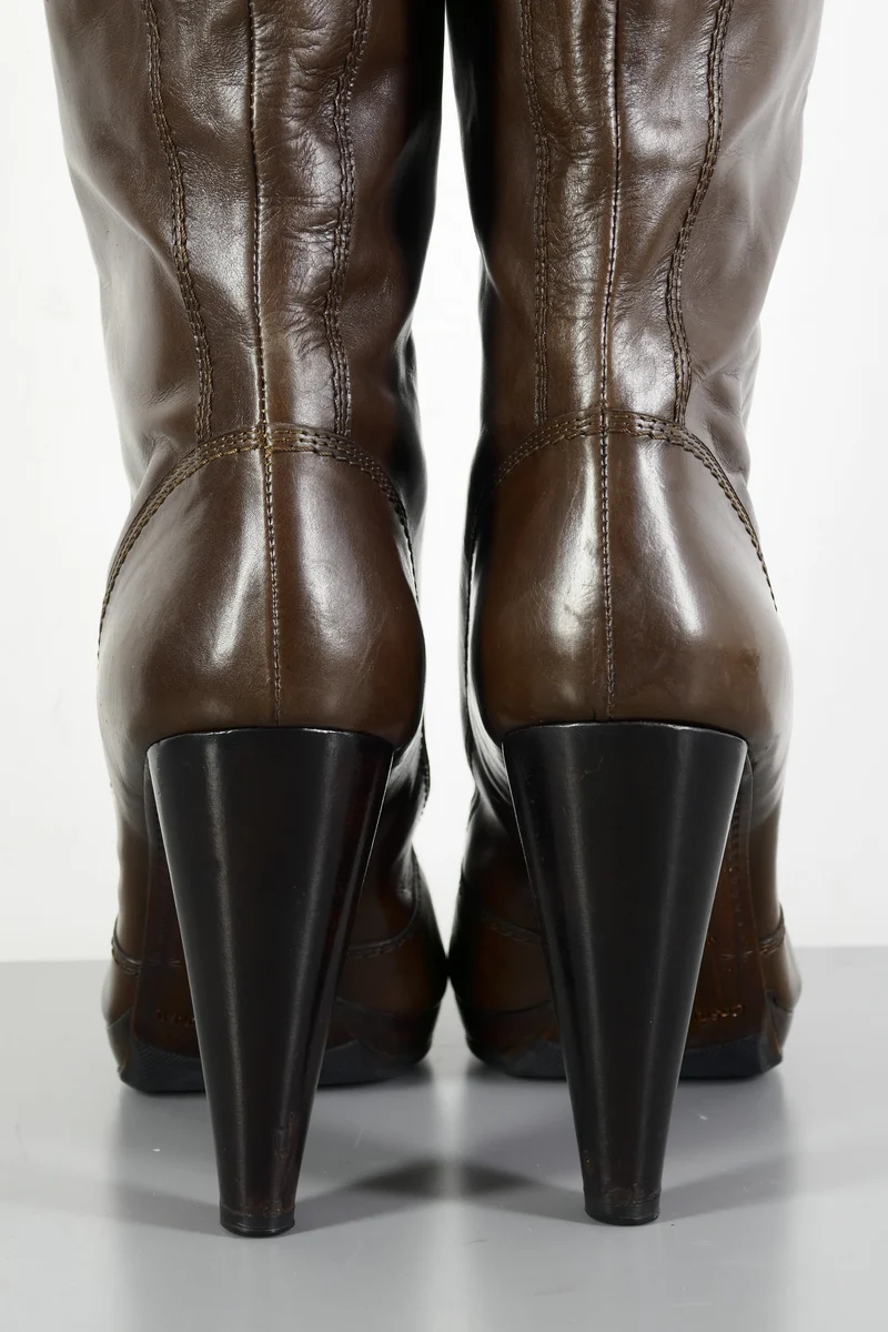Hohe Stiefel Leder braun