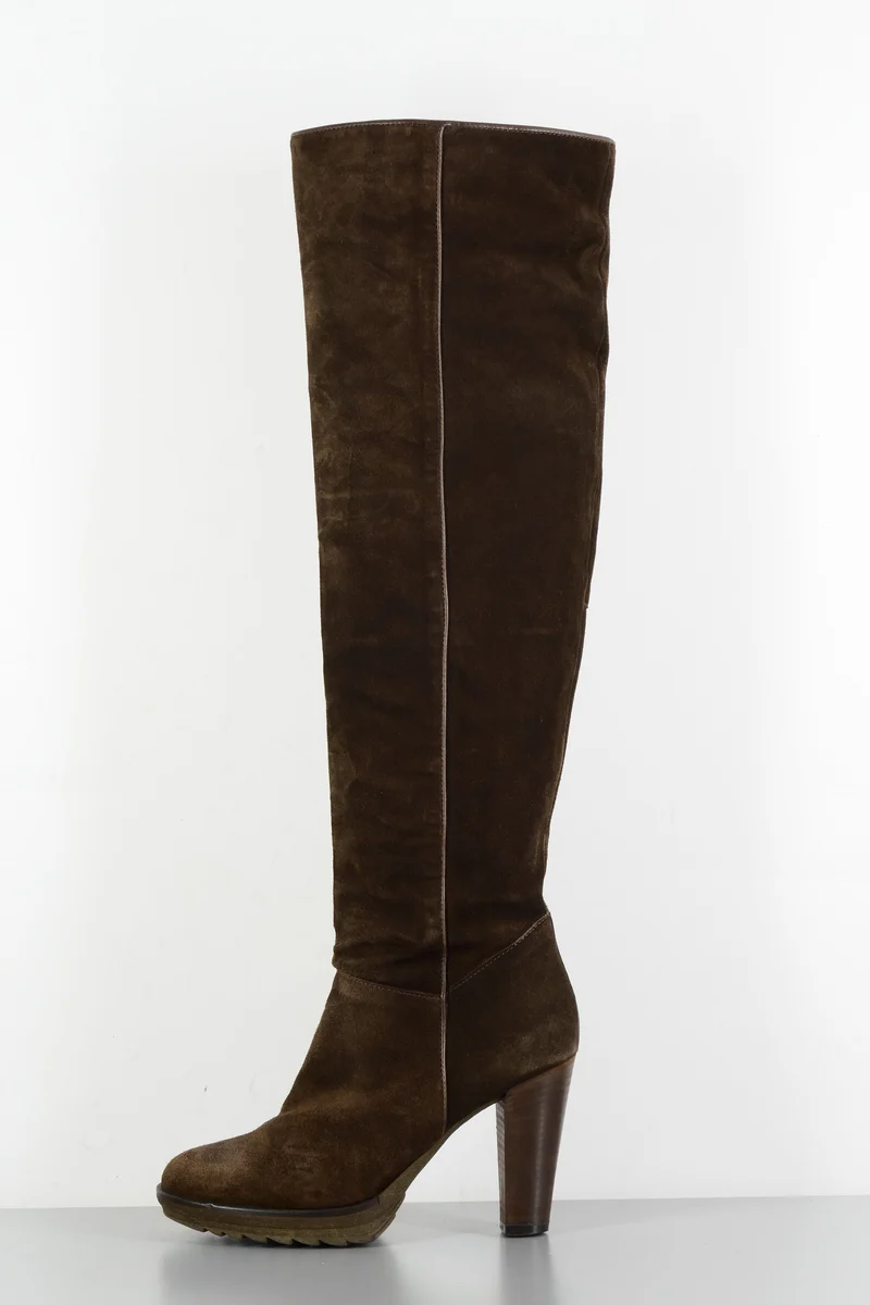 Hohe Stiefel Wildleder braun