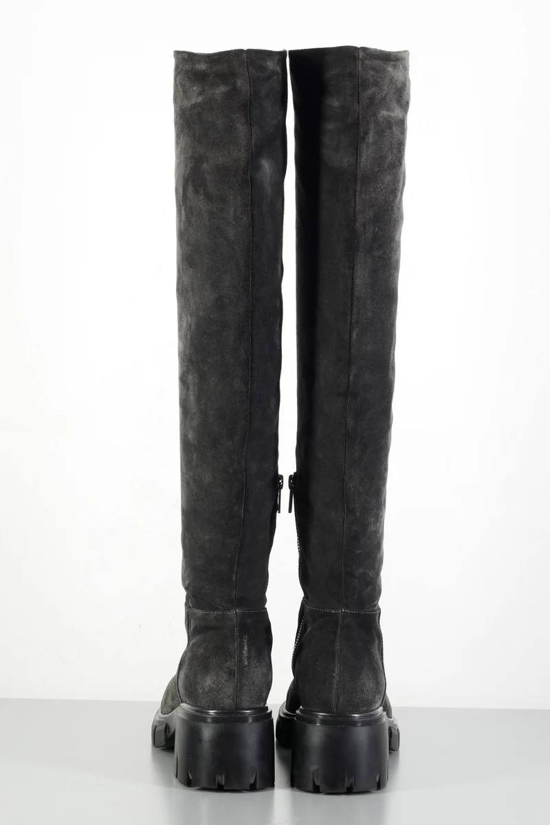 Hohe Stiefel Wildleder grau