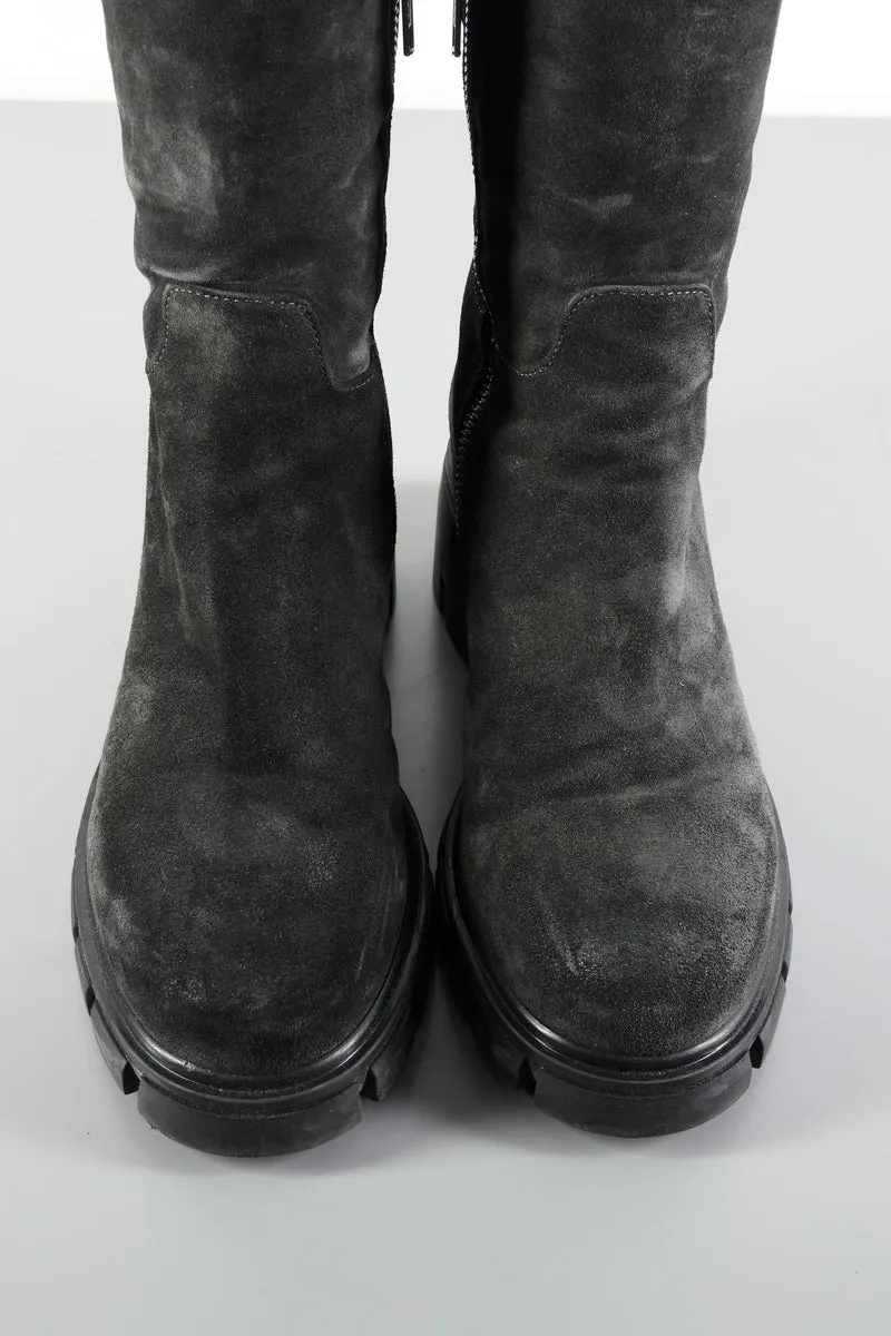 Hohe Stiefel Wildleder grau