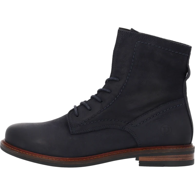 Jacsia Navy