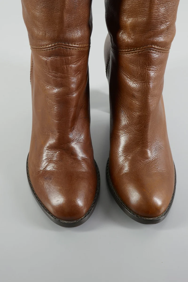 Hohe Stiefel Leder kastanie