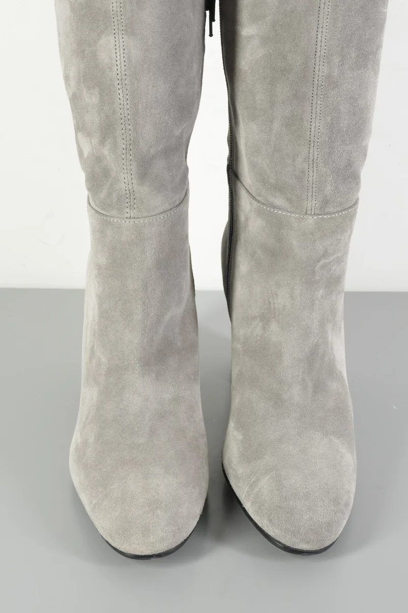 Hohe Stiefel Wildleder grau